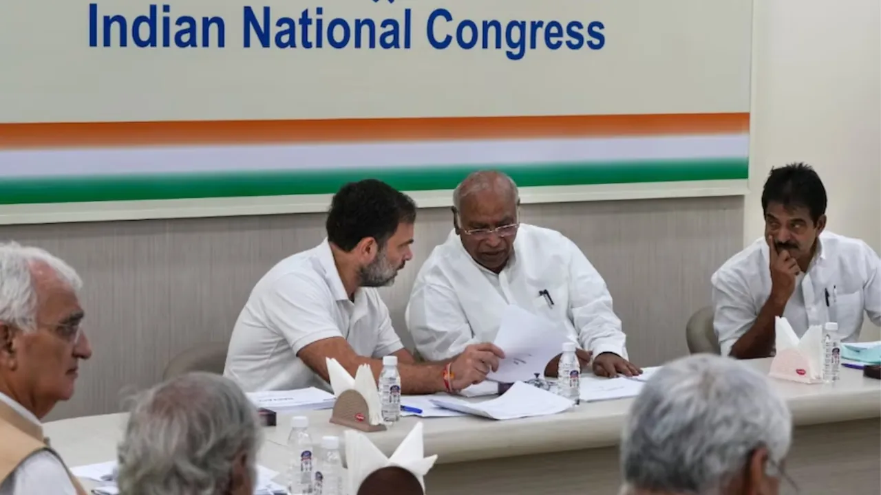 पटना में कांग्रेस ने बुलायी बड़ी बैठक, कई बड़े नेता हो सकते हैं शामिल