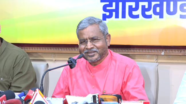 घर-घर स्वदेश अभियान के प्रचार सामग्री का बाबूलाल मरांडी ने किया विमोचन