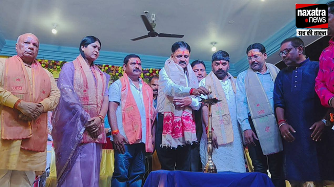 महानवमी में मां सिद्धिदात्री स्वरुप की आराधना कर रहे श्रद्धालु, कन्या पूजन कर लिया आशीर्वाद