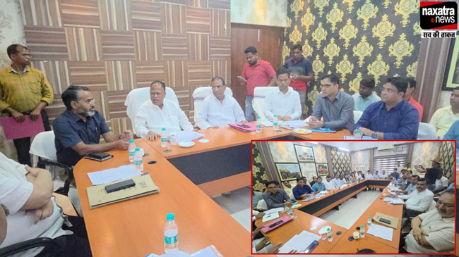 गिरिडीह में जिला प्रशासन और अधिकारियों के साथ पिछड़ा वर्ग आयोग के अध्यक्ष ने की बैठक