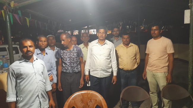 धारदार हथियार से हमला कर युवक ने की अधेड़ की हत्या, परिवार सहित मौके से फरार