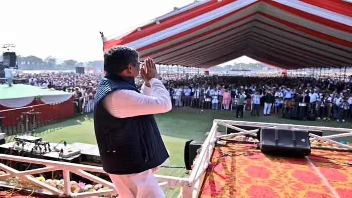 CM हेमंत ने हिमंता बिश्व सरमा को असम जाकर ललकारा, चुनावी हुंकार से गूंजा 'आदिवासी महासभा'