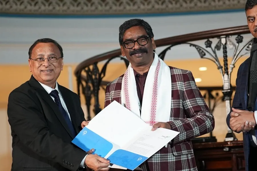 लंदन में CM हेमंत सोरेन और नवीन जिंदल समूह के बीच बड़ी बैठक, औद्योगिक विकास को रफ्तार देने पर हुई चर्चा    