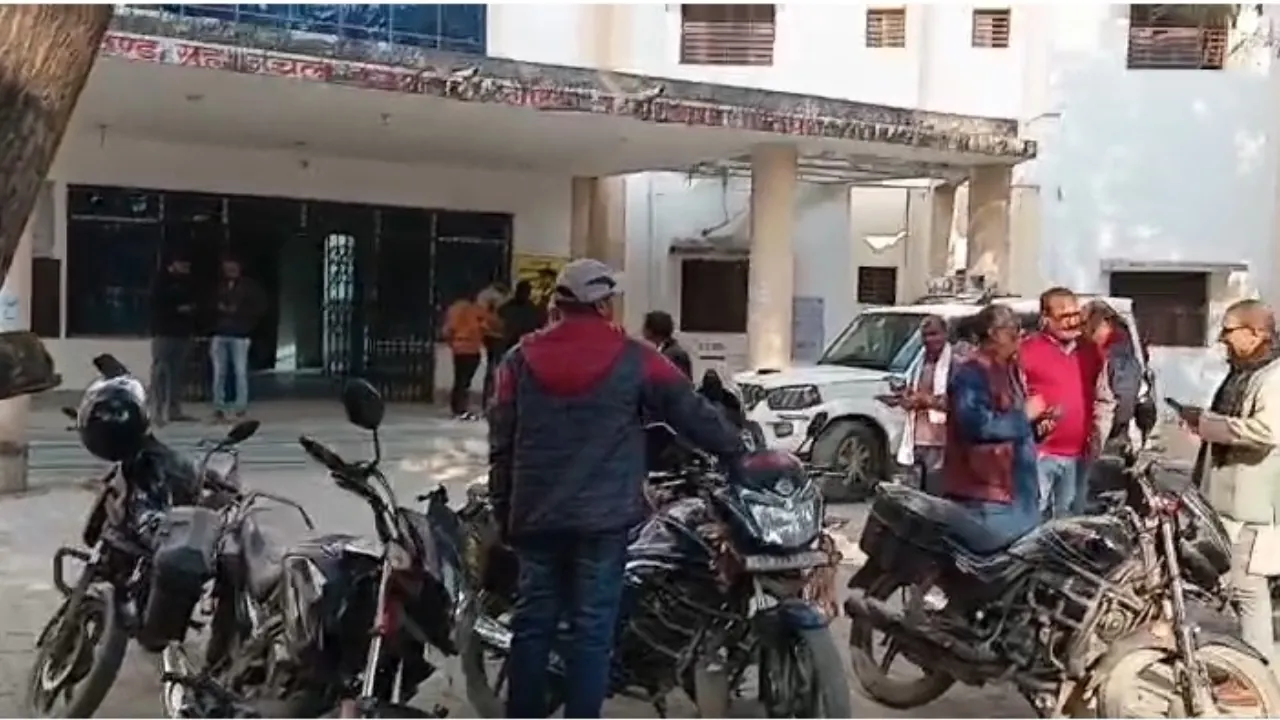 अब आम लोगों को नहीं लगाने पड़ेंगे सरकारी कार्यालयों के चक्कर, सोमवार-शुक्रवार हर दफ्तर में होगा जनता की समस्याओं का समाधान  