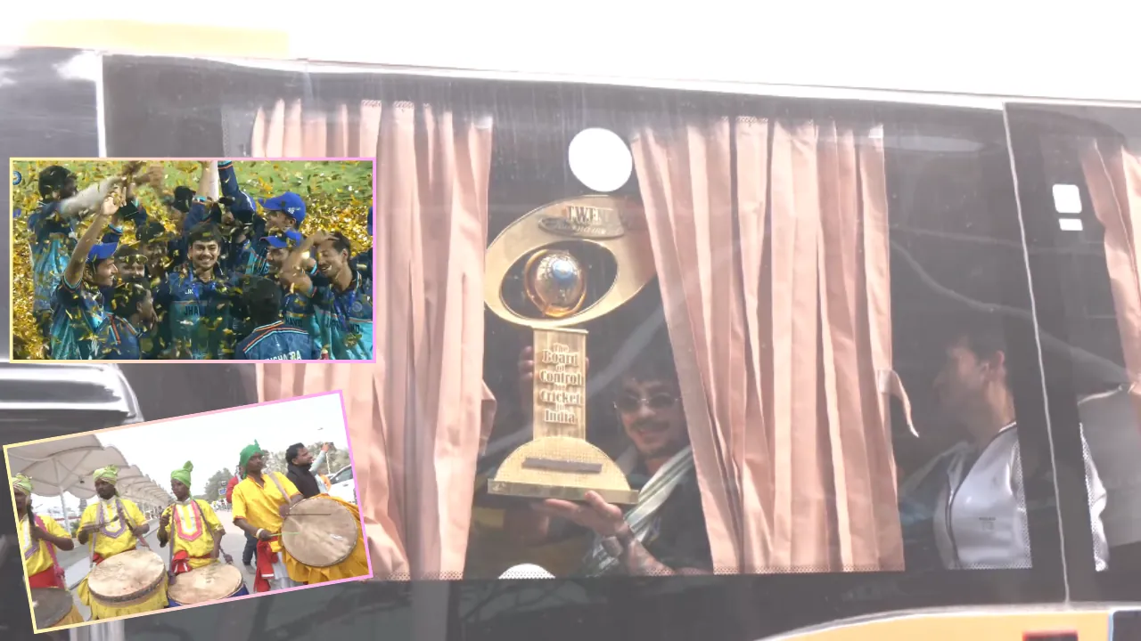  सैयद मुश्ताक अली ट्रॉफी जीतकर रांची पहुंची झारखंड क्रिकेट की टीम, बिरसा मुंडा हवाई अड्डे पर हुआ भव्य स्वागत