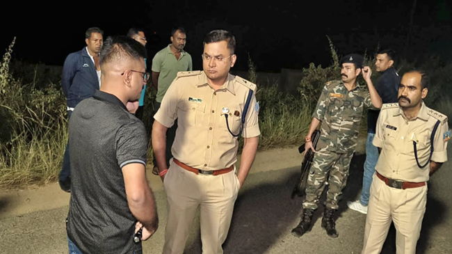 चौपाटी रेस्टोरेंट संचालक हत्याकांड: पुलिस को देखते ही मुख्य आरोपी अभिषेक ने चलाई गोली, जवाबी कार्रवाई में घायल