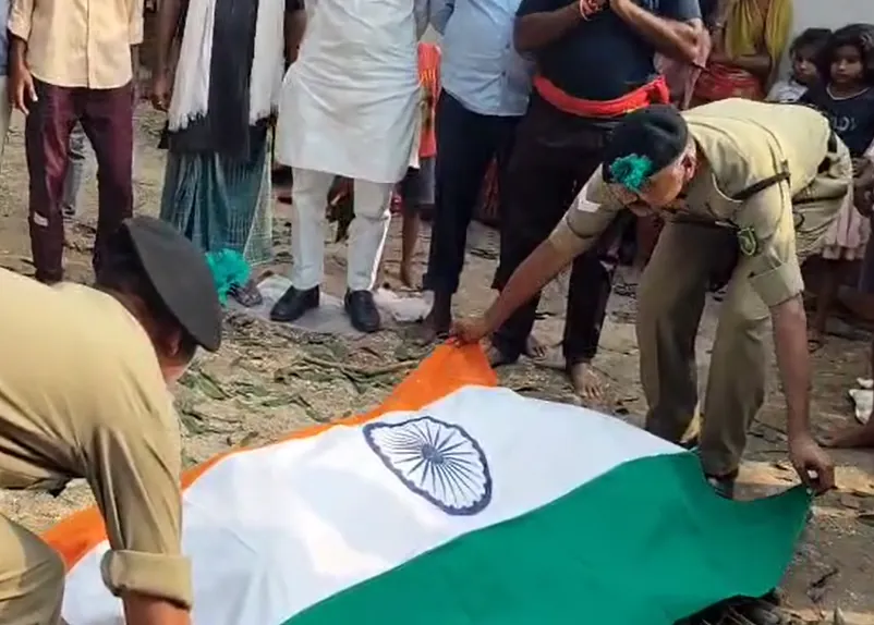 छठ की छुट्टी पर घर आया था बीएसएफ का जवान, करंट लगने से चली गई जान