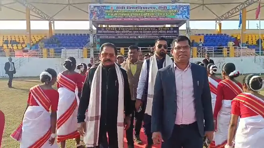 IPL की तर्ज पर लोहरदगा में क्रिकेट टूर्नामेंट का आयोजन, आएंगे दिग्गज क्रिकेटर हरभजन और सहवाग