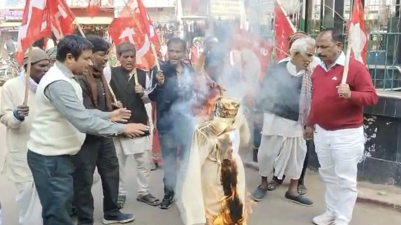 शेखपुरा में किसानों के मुद्दों को लेकर CPI का प्रतिरोध मार्च, कहा- सरकार की नीतियों के कारण खेती छोड़ने को मजबूर हैं किसान