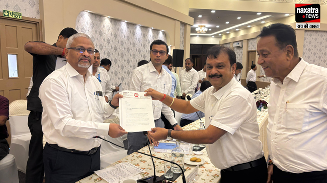 कोलकाता में जेआरयूसीसी की बैठक में शामिल हुए BJP नेता मुकेश जालान, गिरिडीह में रेलवे की सुविधा बढ़ाने का रखा सुझाव