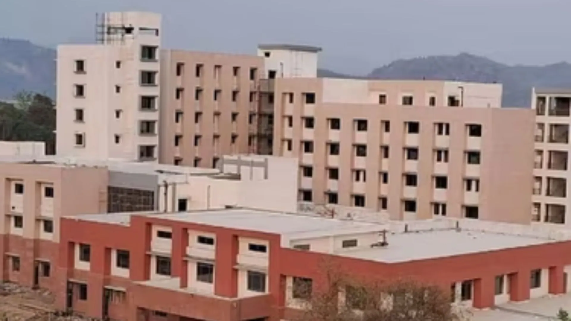 झारखंड को केंद्र सरकार की बड़ी सौगात, चार नए कॉलेज खोलने के प्रस्ताव को दी मंजूरी