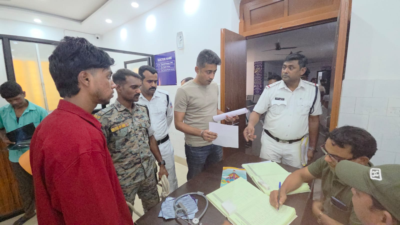 पांच लाख रुपये की बैंक ठगी – गिरिडीह में पकड़ा गया आरोपी