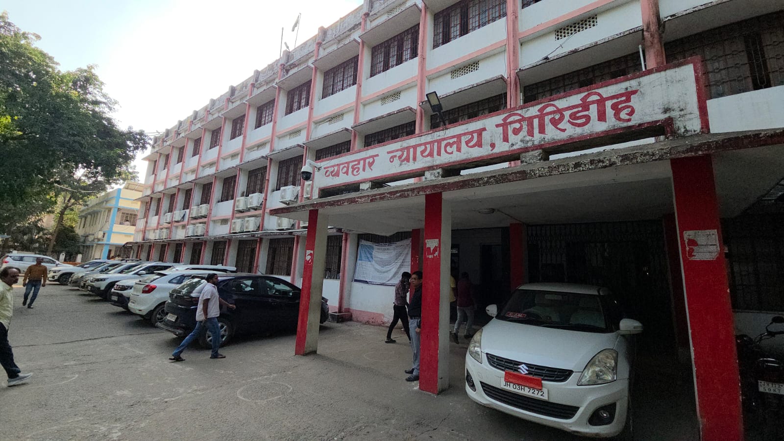 दुष्कर्म आरोपी पोरेश मरांडी को दस साल की कैद, देना होगा जुर्माना भी