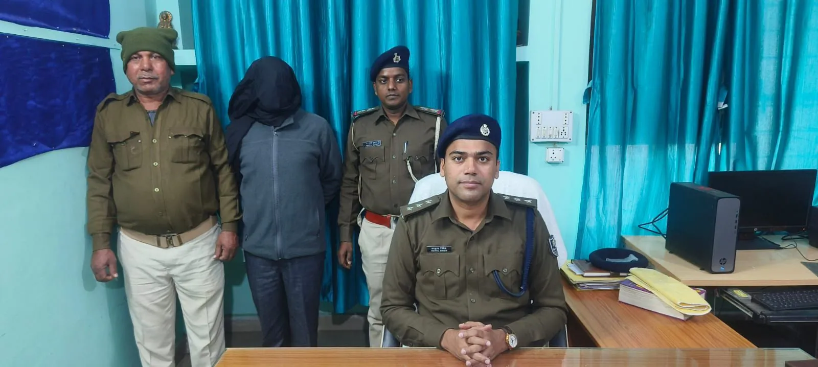 नवादा में विदेशी पर्यटकों के साथ मारपीट, आरोपी नारदीगंज के कोसला से गिरफ्तार