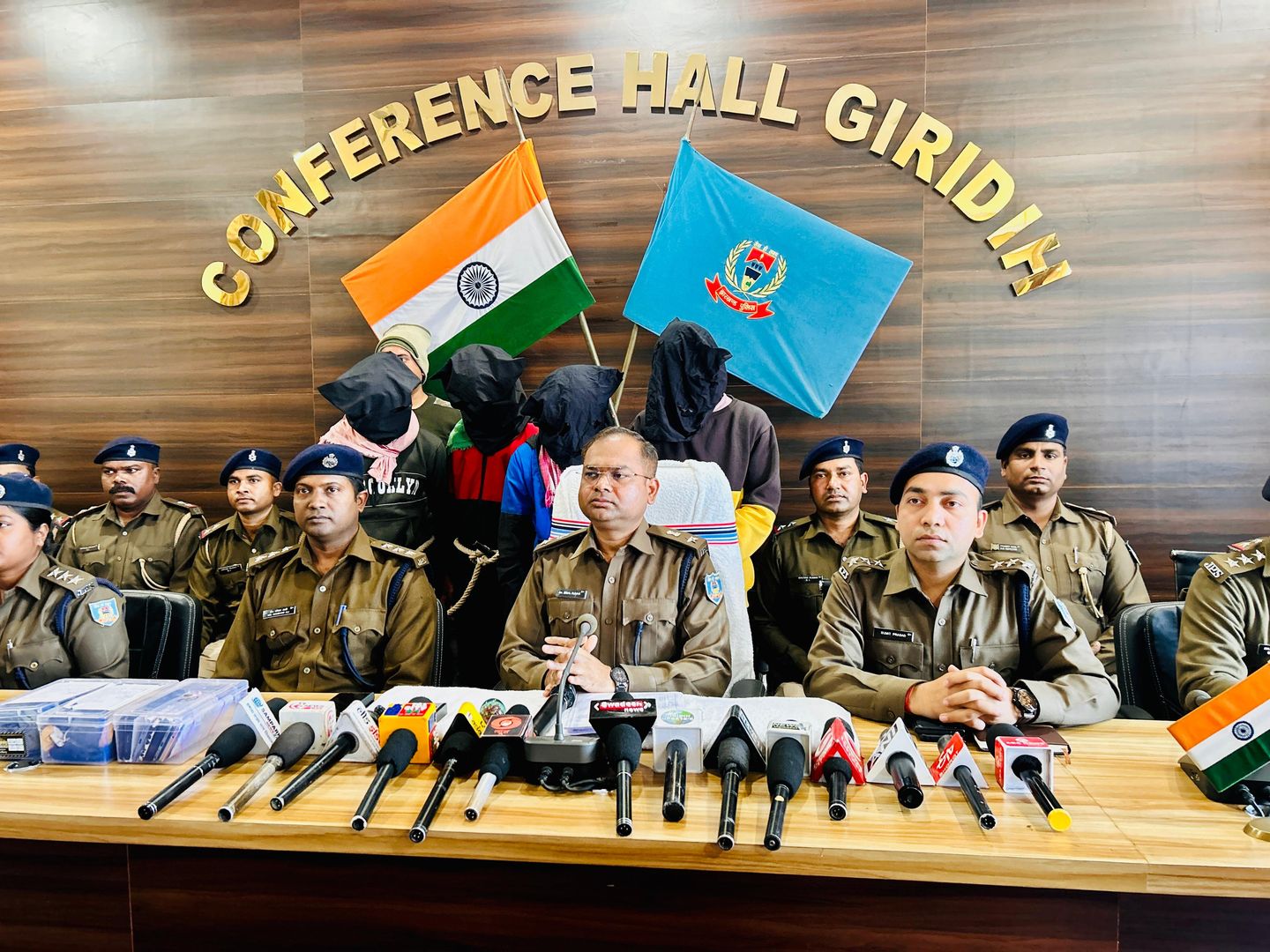 गिरिडीह सामूहिक दुष्कर्म मामला, 4 आरोपियों को पुलिस ने किया गिरफ्तार, 4 अन्य नाबालिग भी हैं संलिप्त 