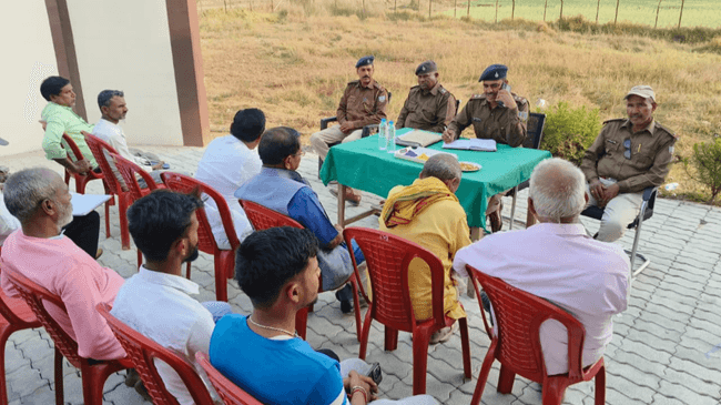 होली, ईद पर्व को लेकर बलबड्डा थाना में शांति समिति की बैठक, की गई अफवाहों से दूर रहने की अपील