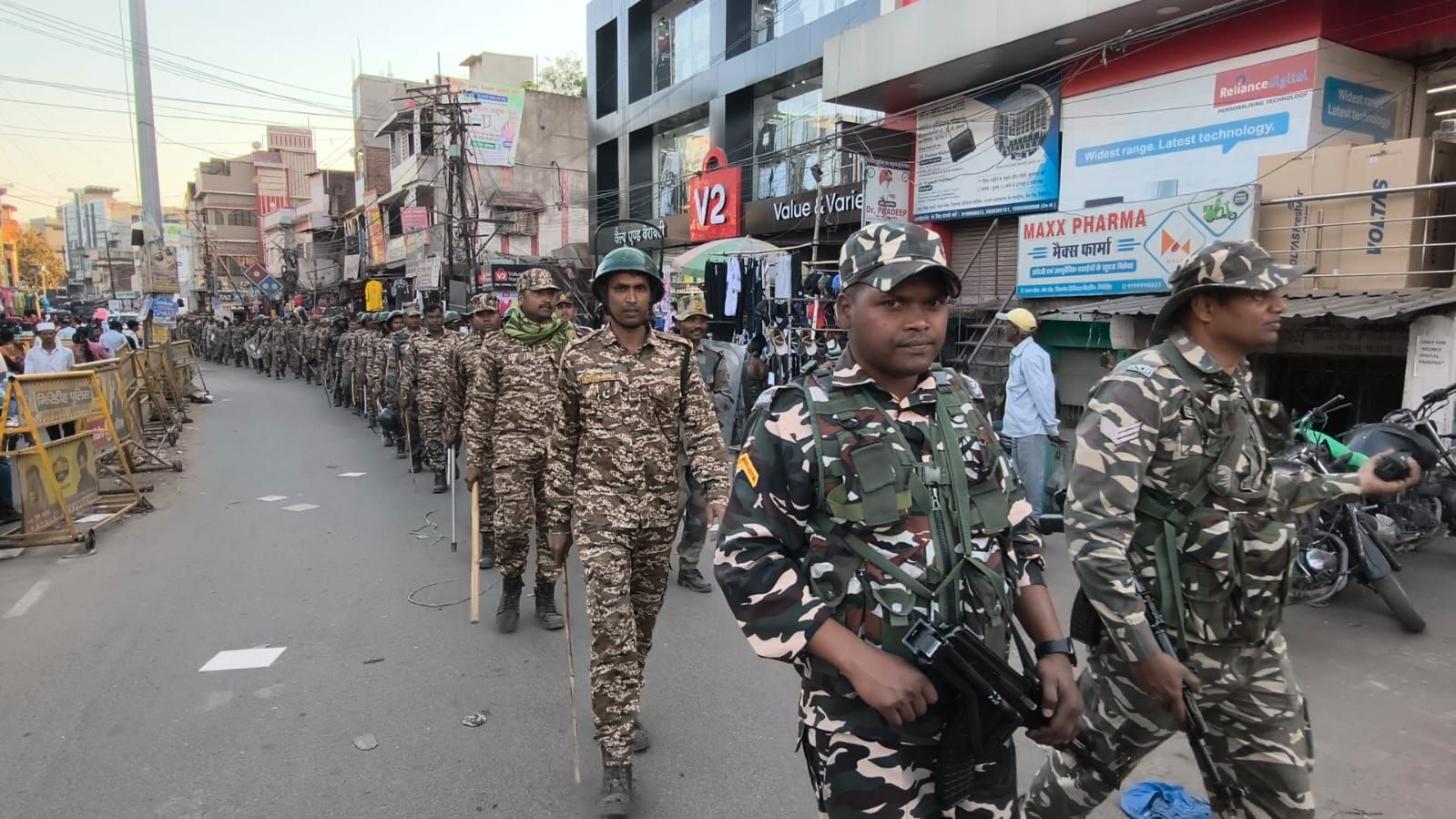 होली की तैयारी में गिरिडीह प्रशासन, असामाजिक तत्वों को कड़ा फरमान.. उपद्रवियों को बख्शा नहीं जाएगा