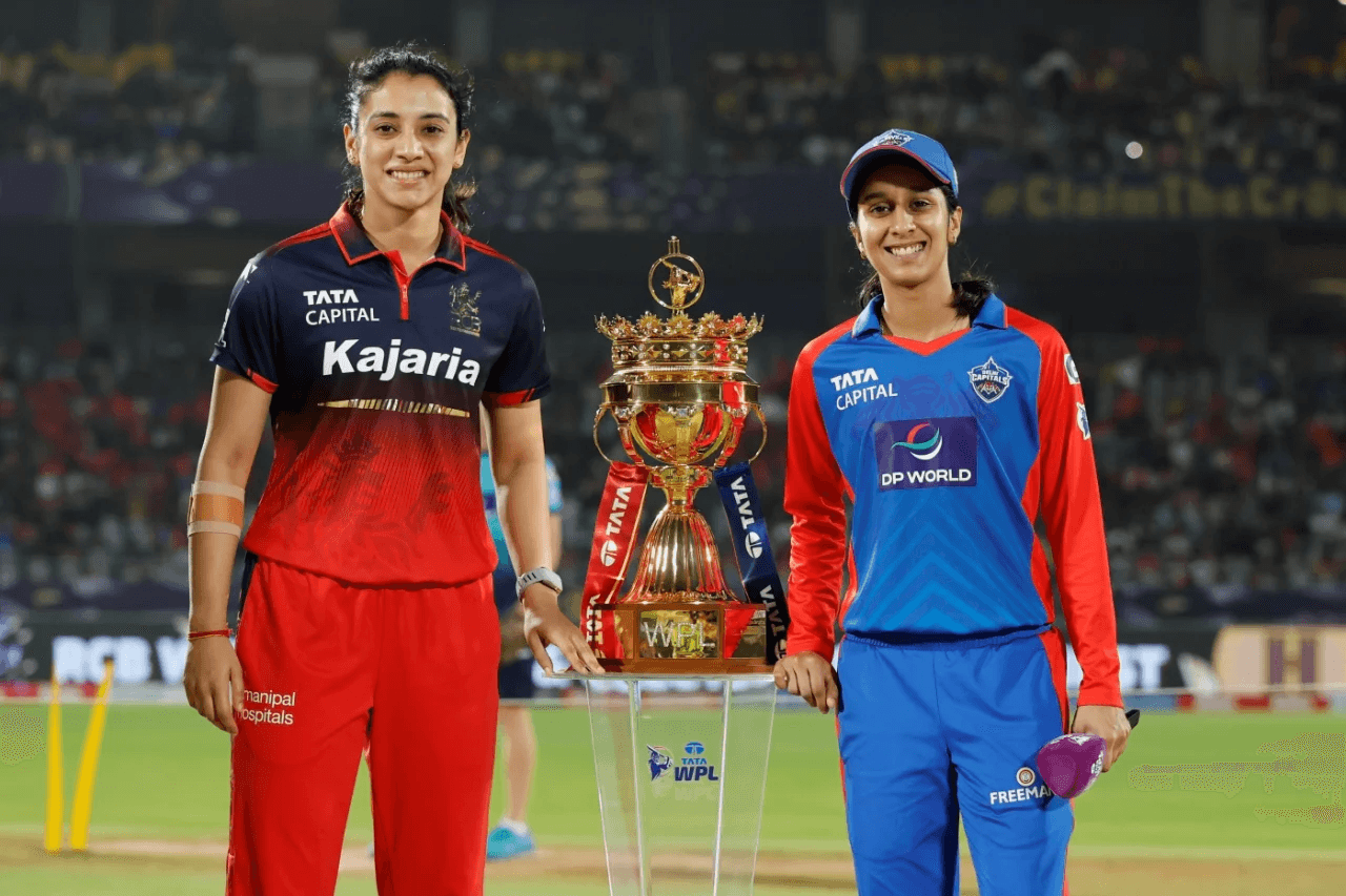 WPL Final RCB vs DC: किसके सर सजेगा ताज, RCB ने किया पहले गेंदबाजी का फैसला