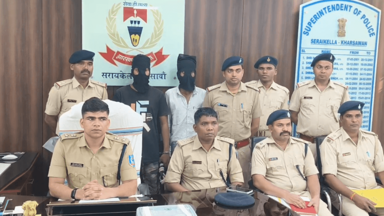 Saraikela: आदित्यपुर फायरिंग कांड का खुलासा,  पुलिस ने दो शूटर को दबोचा